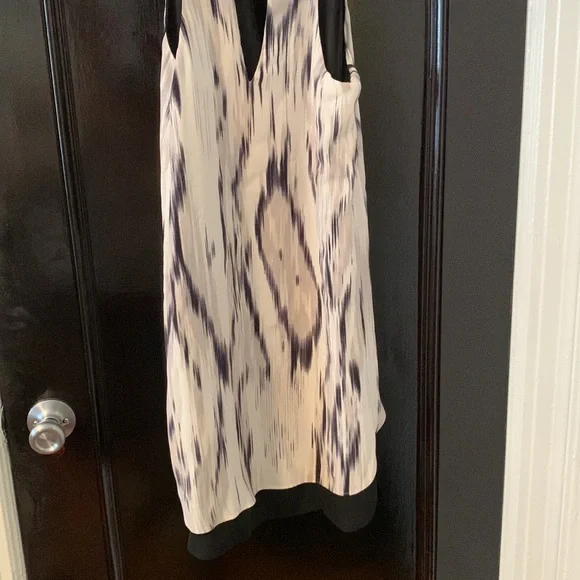 Parker Size Small white and black patterned shift dress - Picture 4 of 6